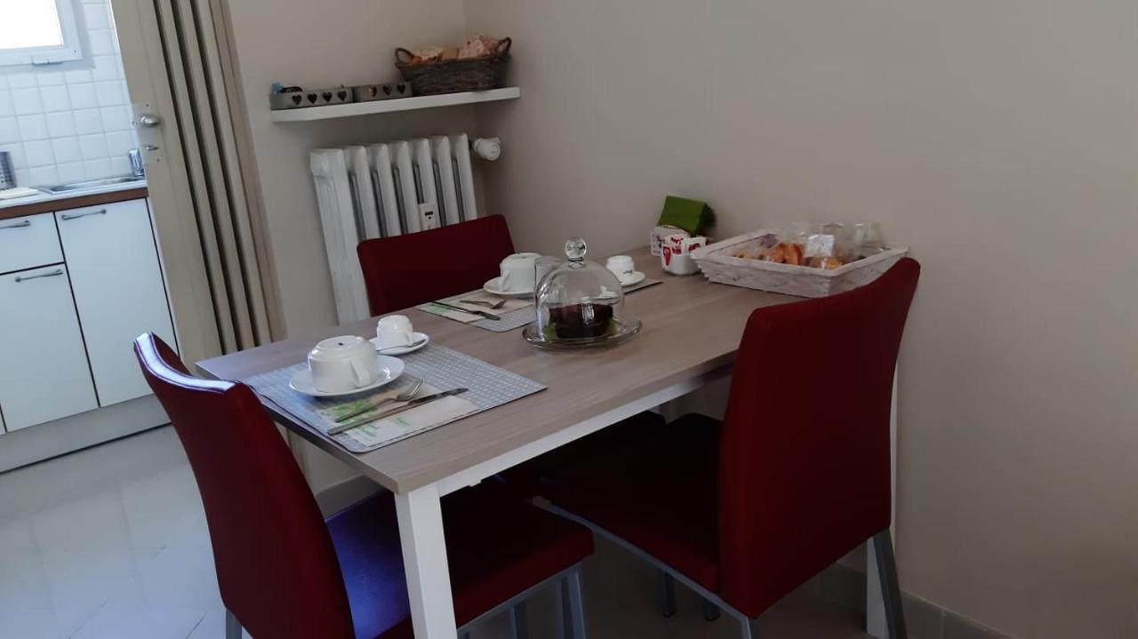 Apartment "Borgo Olivetti" Ivrea Exterior foto